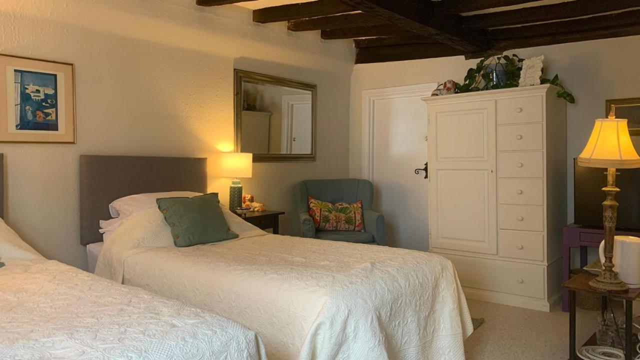 The Totnes Guest House. Upstairs At Zappa'S Экстерьер фото