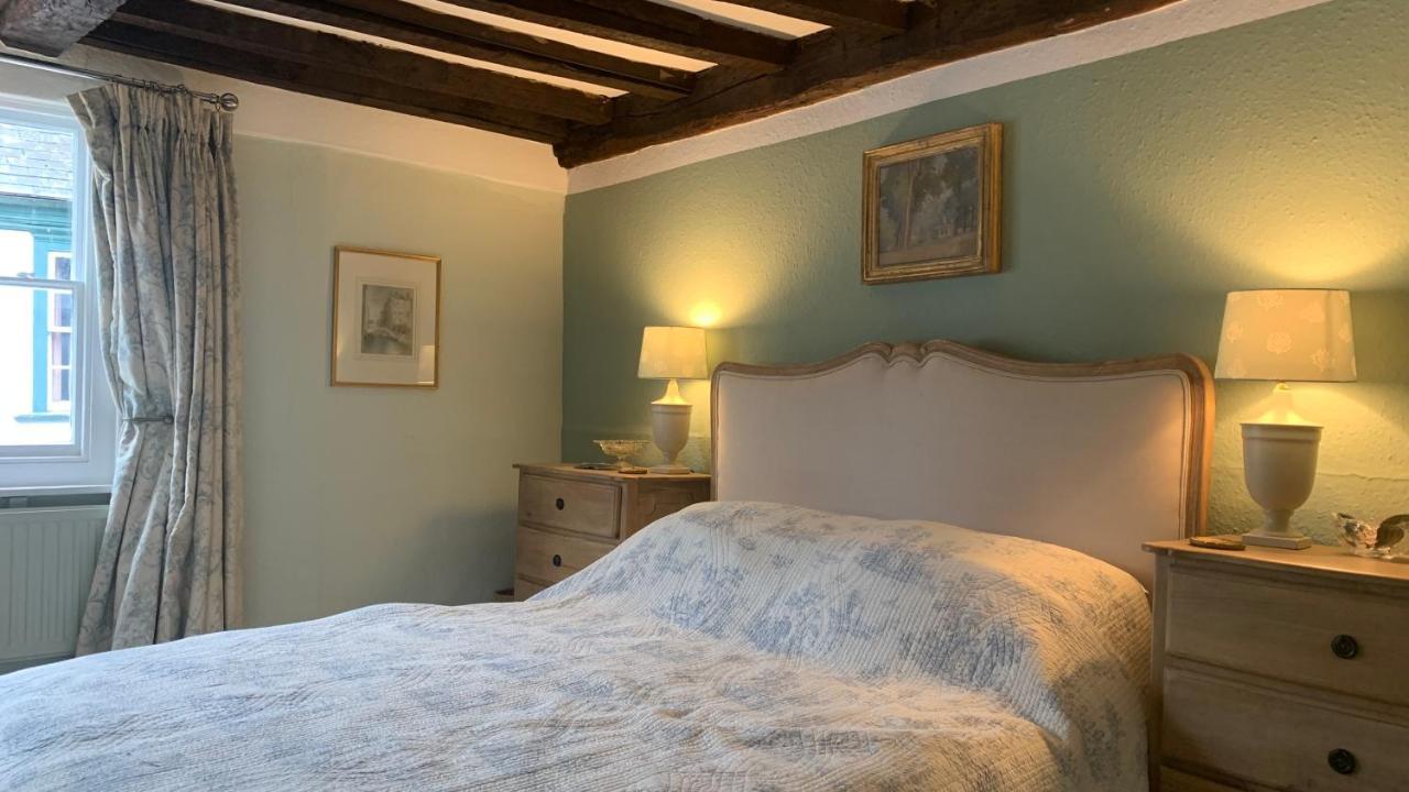 The Totnes Guest House. Upstairs At Zappa'S Экстерьер фото