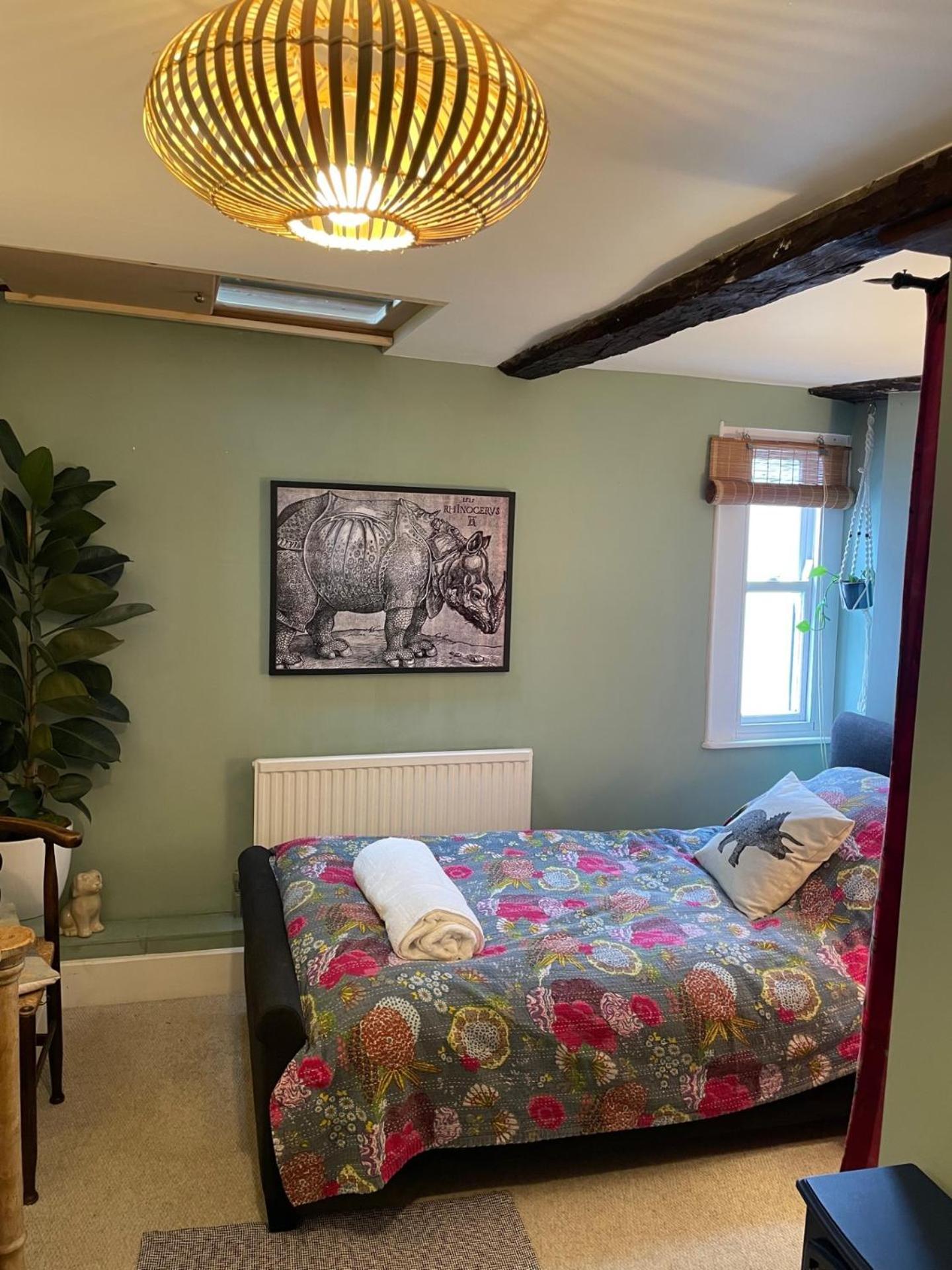 The Totnes Guest House. Upstairs At Zappa'S Экстерьер фото