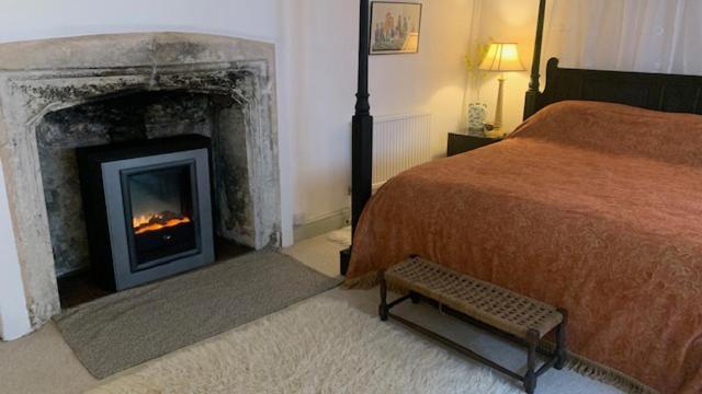The Totnes Guest House. Upstairs At Zappa'S Экстерьер фото